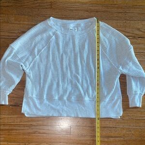 Waffle Knit Pullover - Light gray